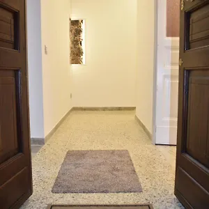 https://dagala-apartment.catania-hotels.net